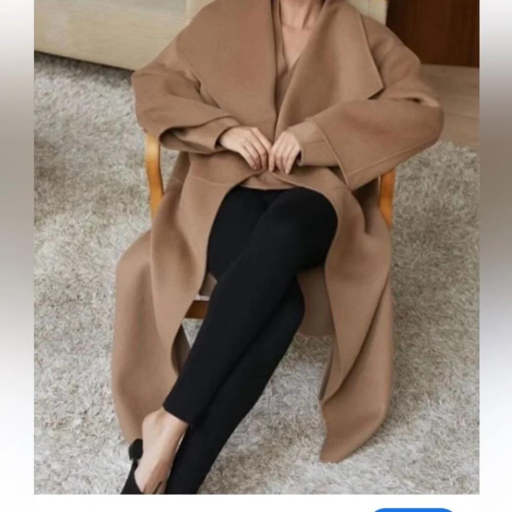 NWOT 💯 wool wrapped up coat - Picture 5 of 6